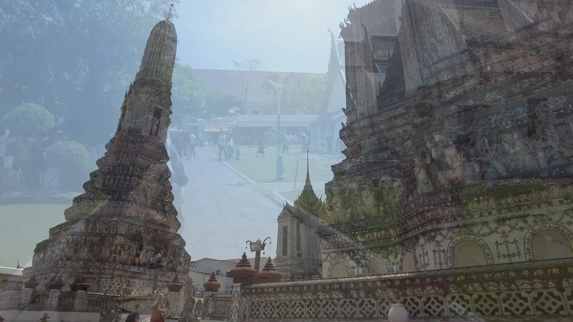 Central spire of Wat Arun